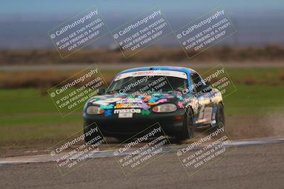 media/Jan-14-2023-CalClub SCCA (Sat) [[d2757389b8]]/Group 7/Race (Sunset)/